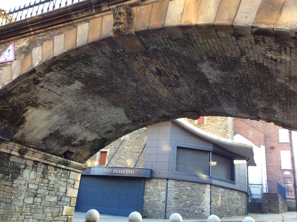 Princes House In The Walled City Londonderry Zewnętrze zdjęcie